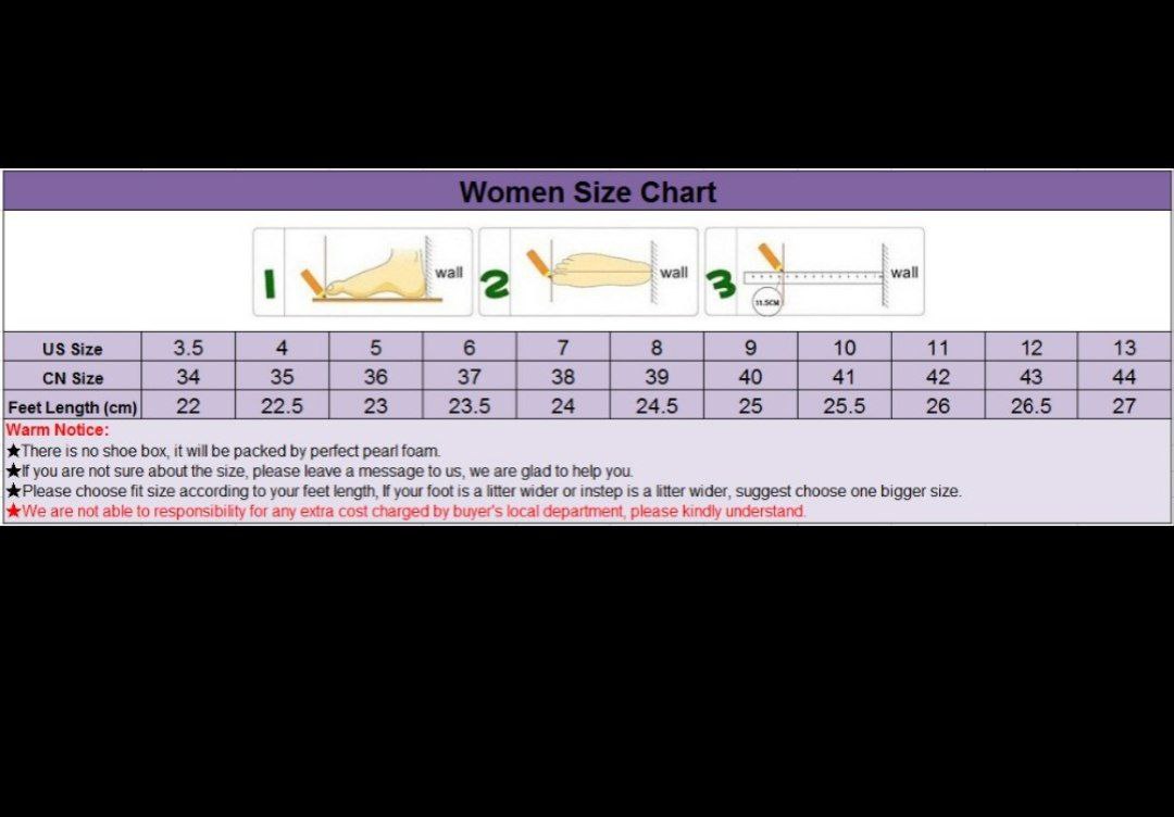 Men and women with the same new fashion Joker lace-up non-slip wear-resistant shoes have a shoe box.