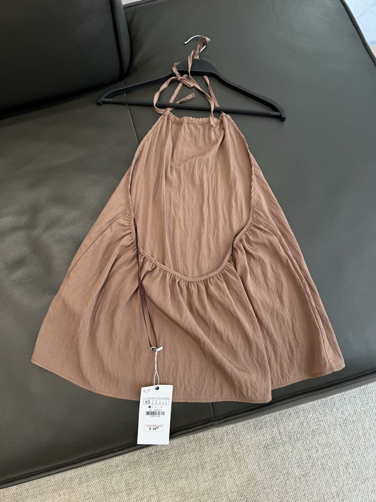 Women's new fashion sleeveless backless halter neck top+Skirts suit