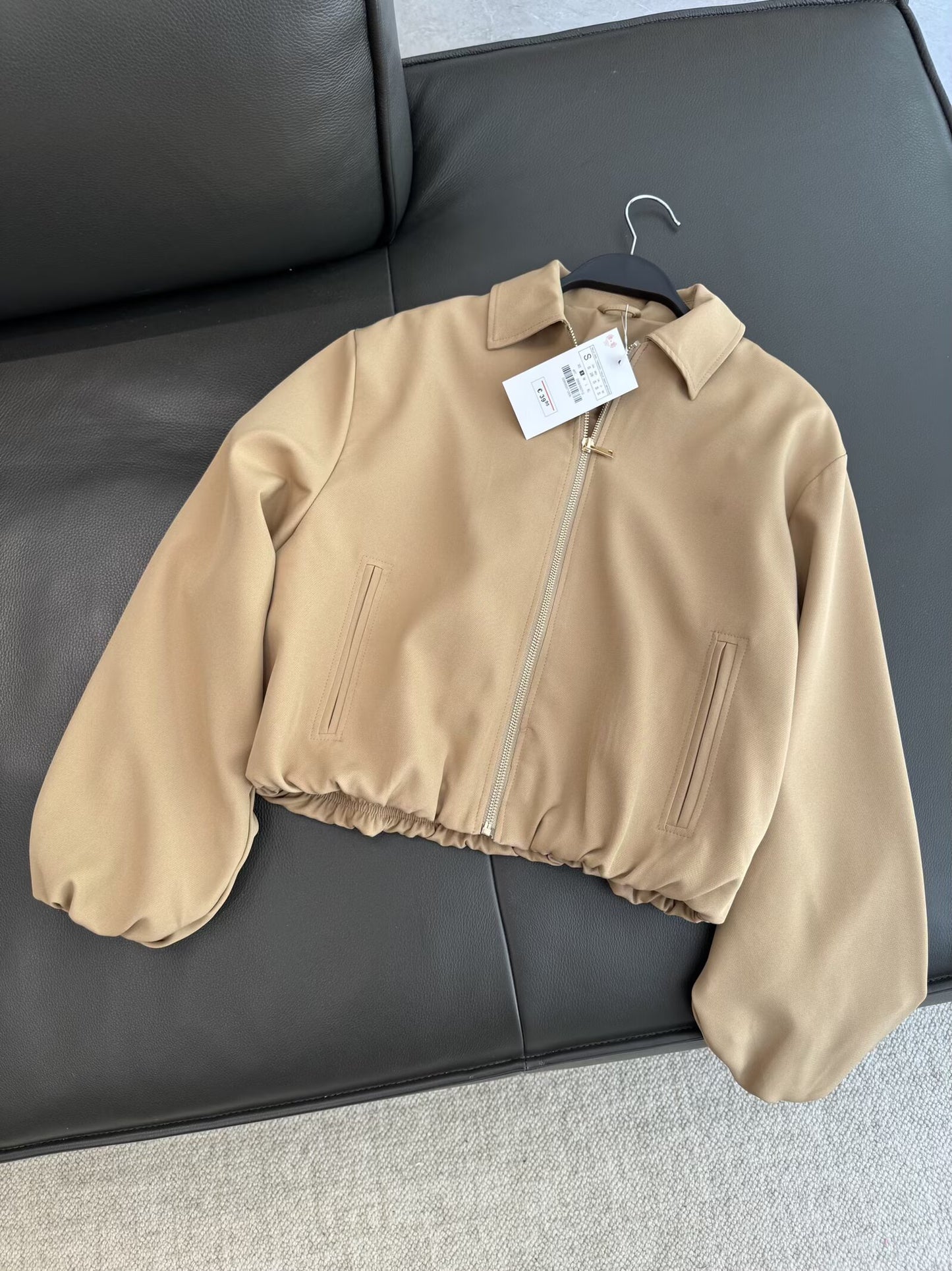 Women's autumn fashion puffy hem zipper jacket Coat