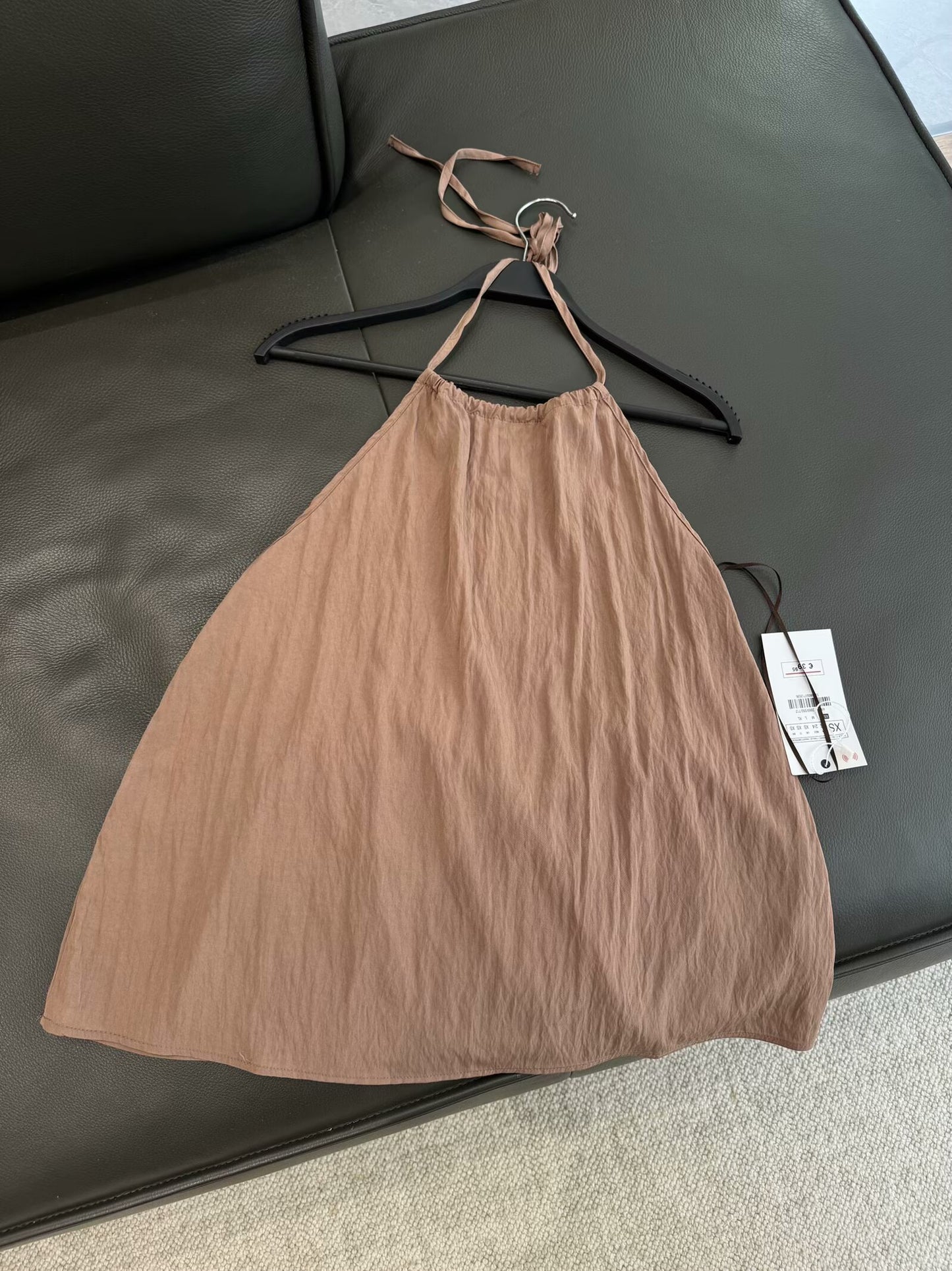 Women's new fashion sleeveless backless halter neck top+Skirts suit