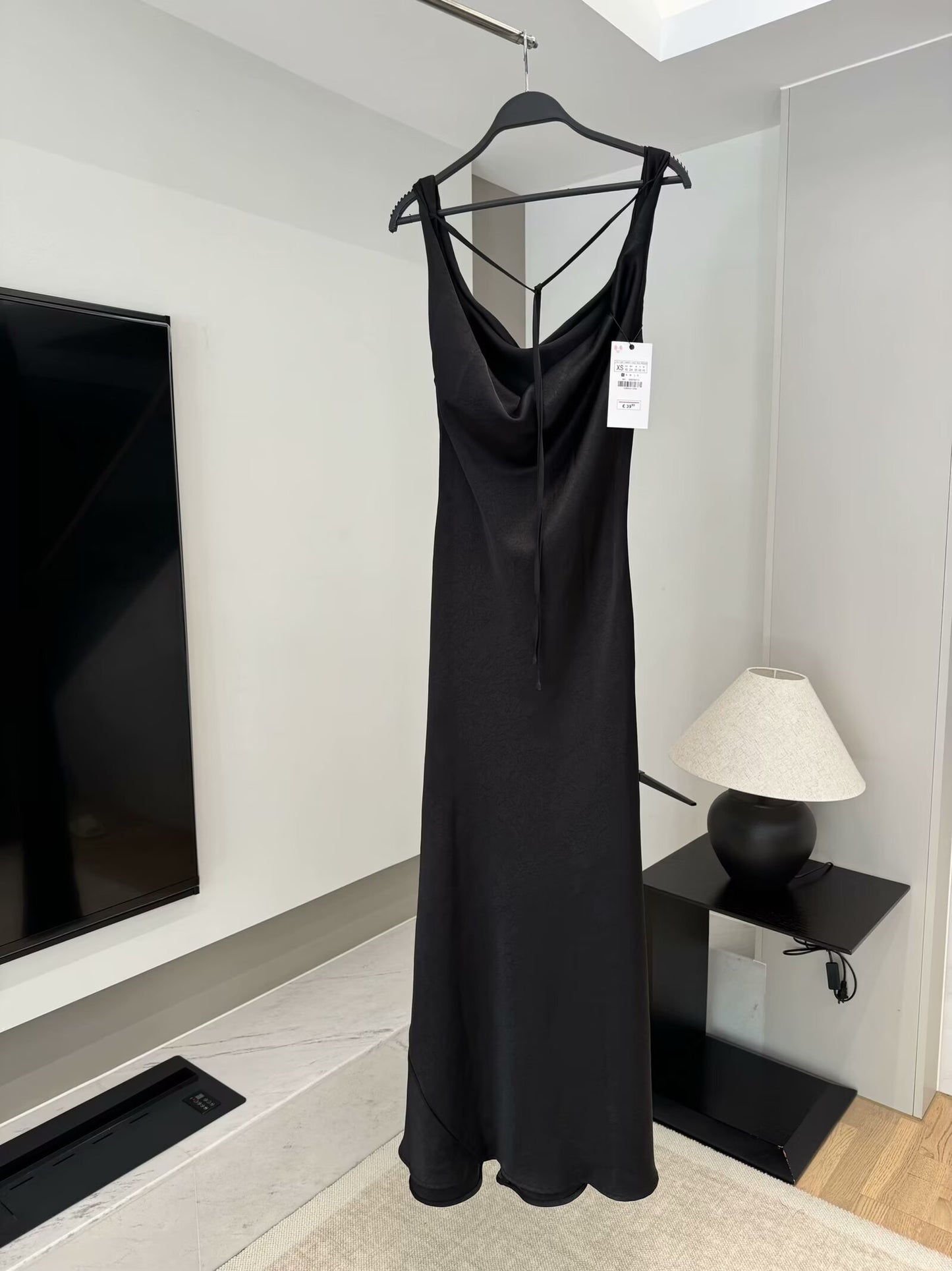 Women's 2025 chic fashion satin dress retro sleeveless dress