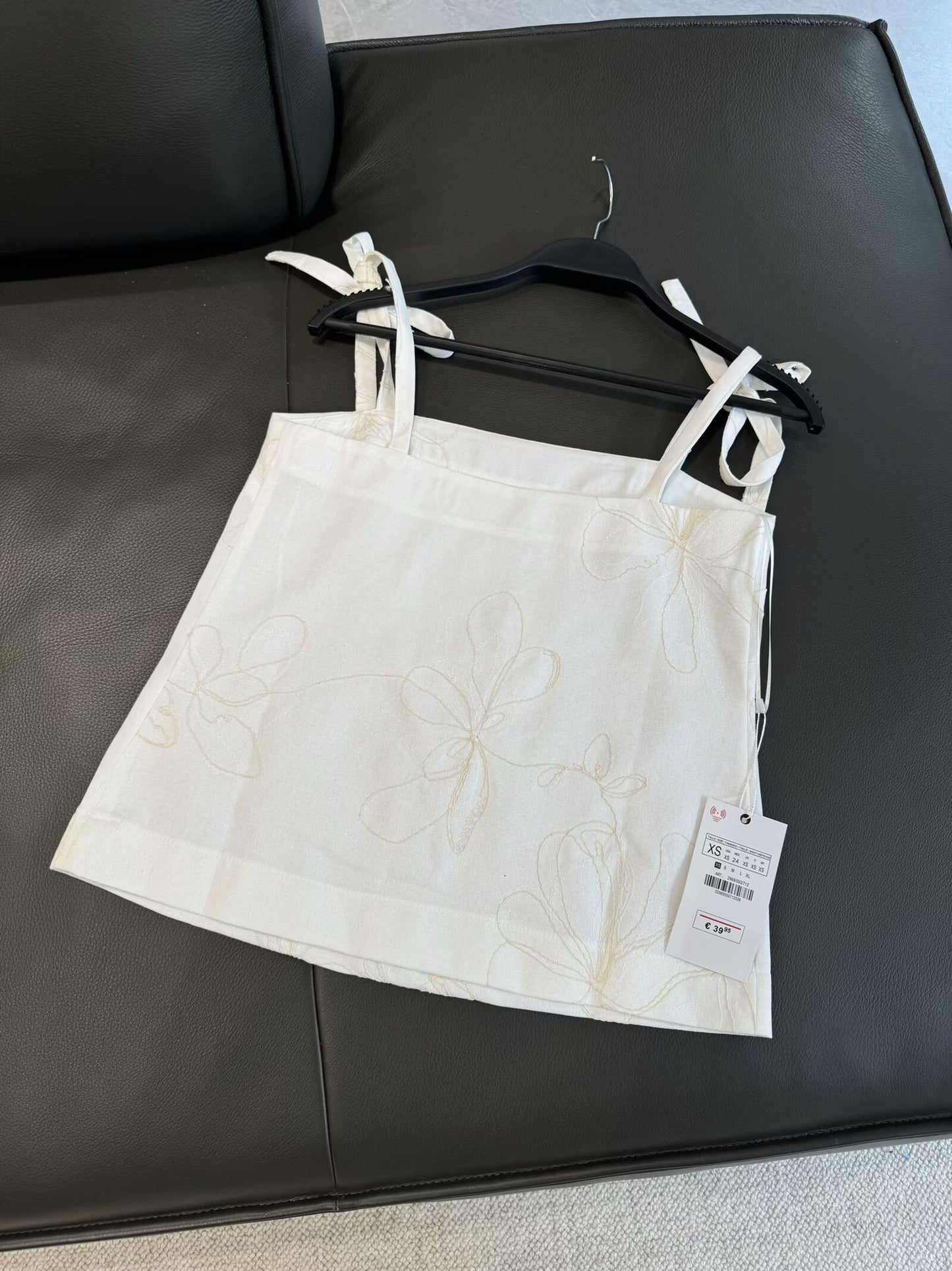 Women's New Fashion Linen Blended Flower Embroidered suspender Top