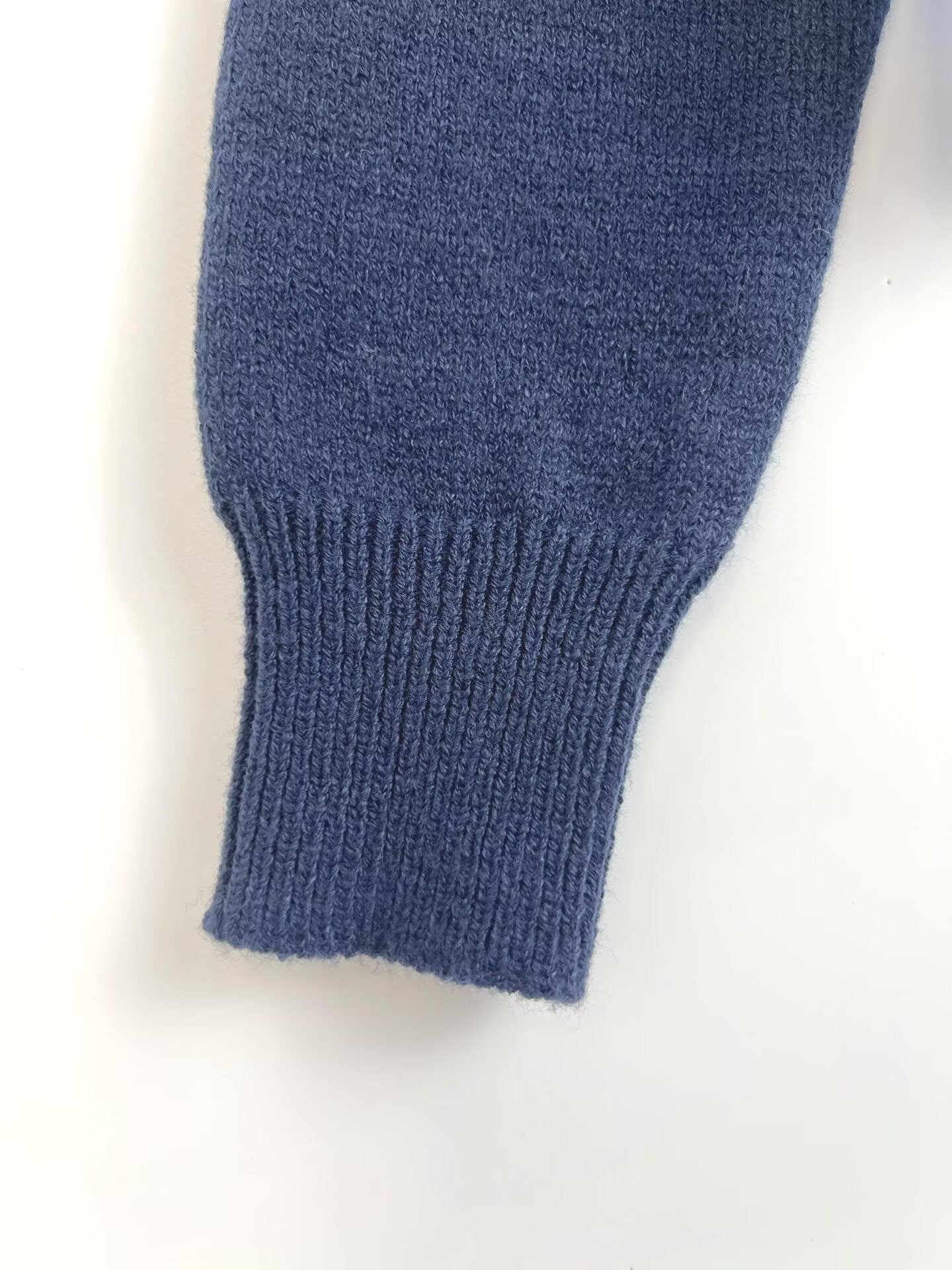 Women's new fashion fake two-piece spliced short knitted cardigan