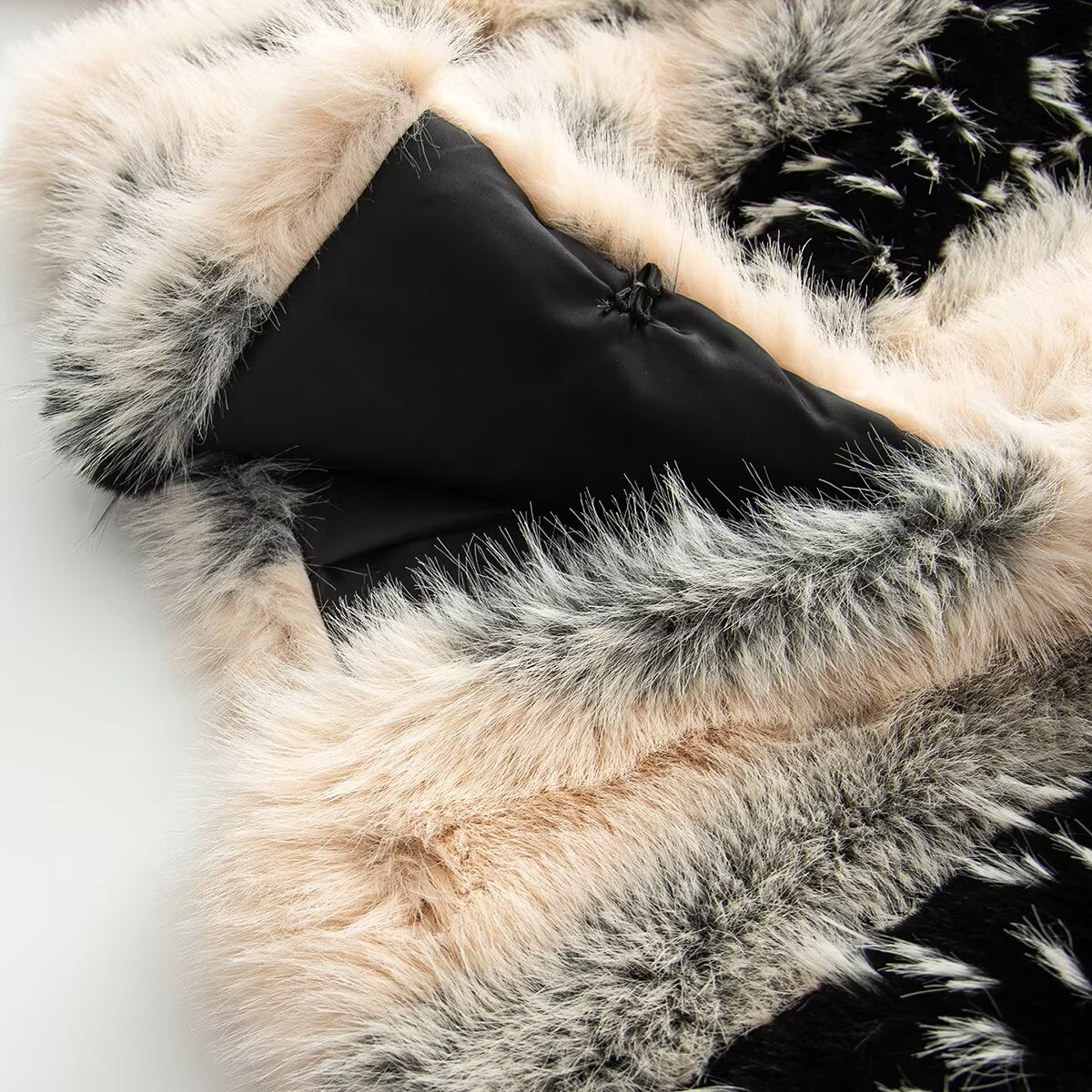 Women's winter faux fur effect round neck Coat