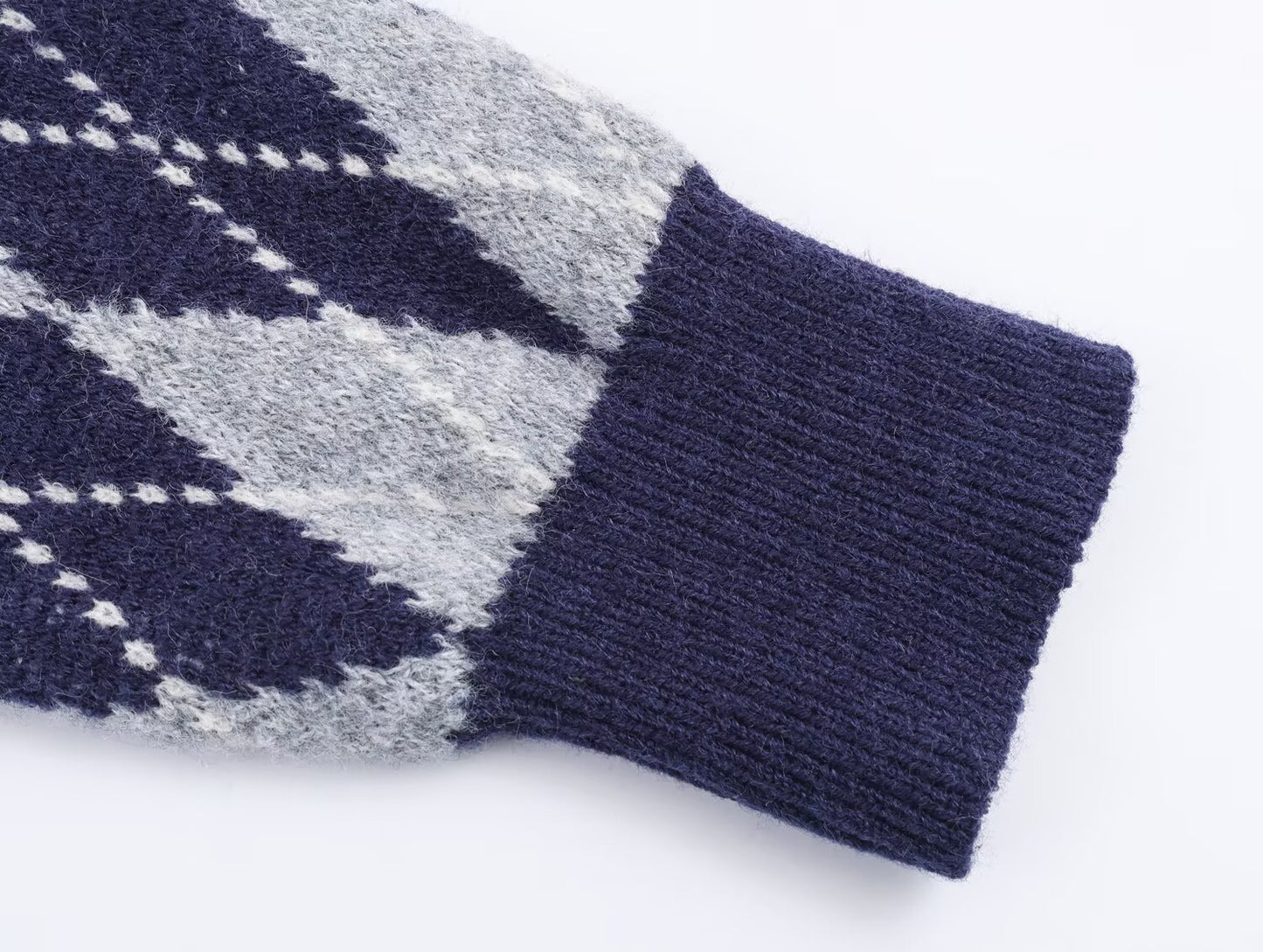 Women's comfortable casual O Neck argyle knitted sweater