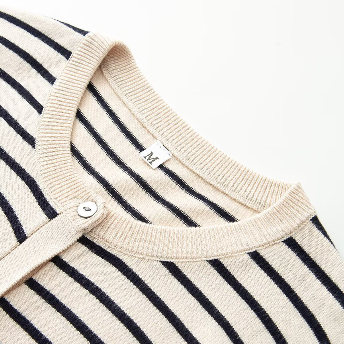 suit Women's 2 pieces O Neck striped knitted Coat+T-shirt