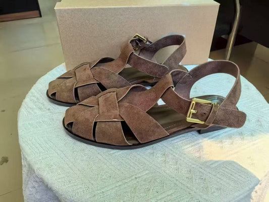 Women's new fashion Joker design thin bottom round flat sandals.