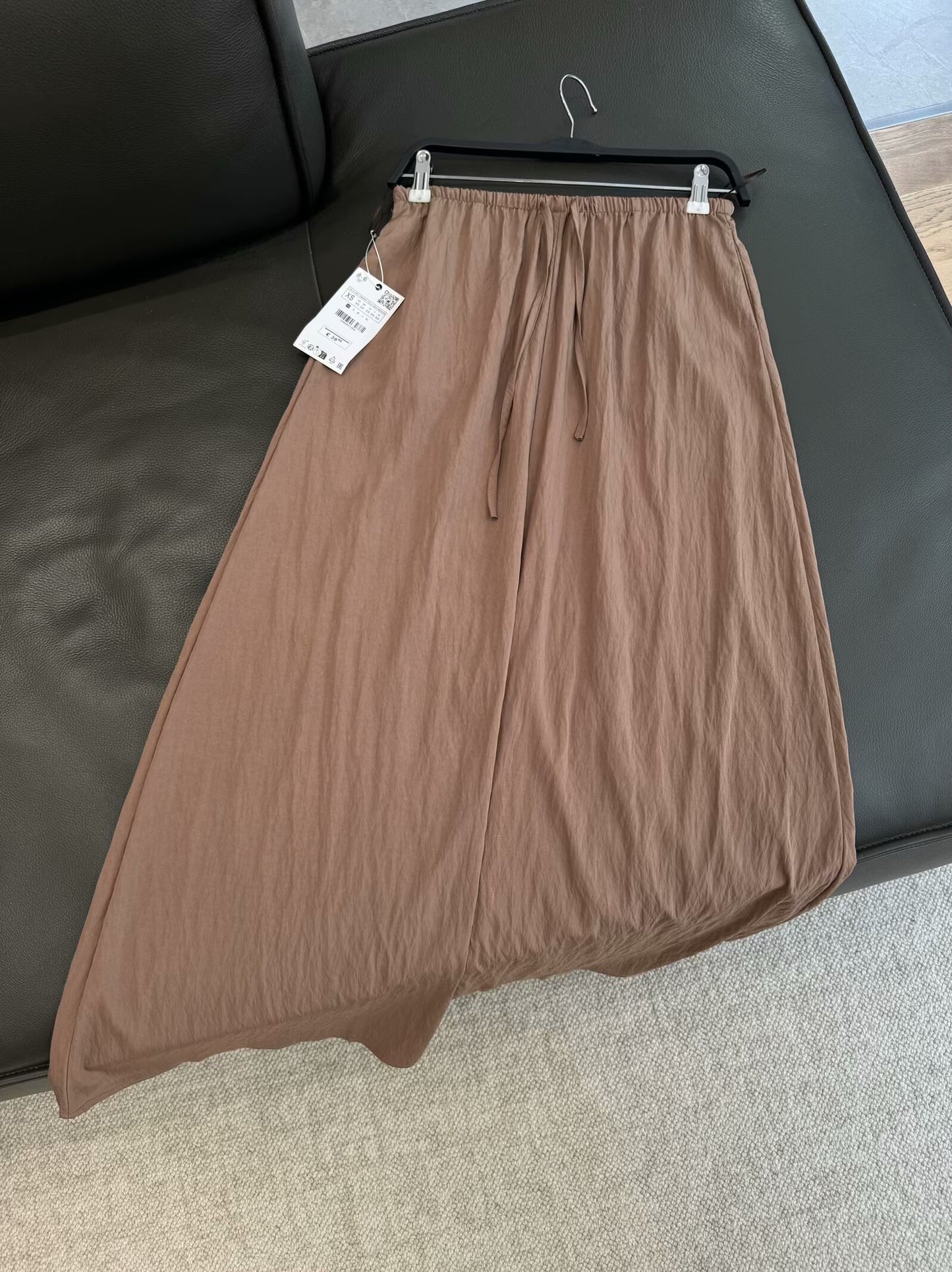 Women's new fashion sleeveless backless halter neck top+Skirts suit