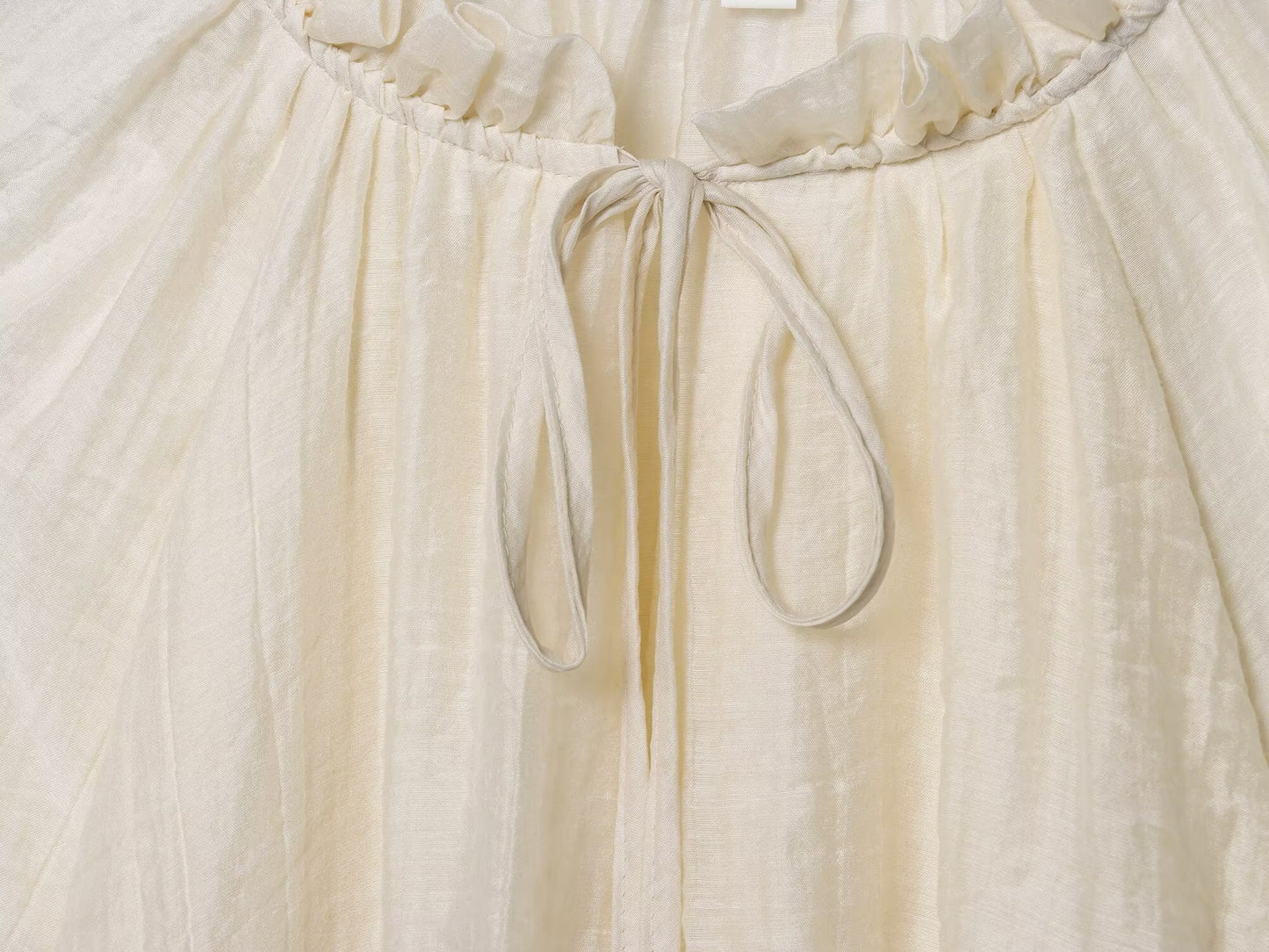 Women's new fashion bubble sleeve short draped pleated shirt