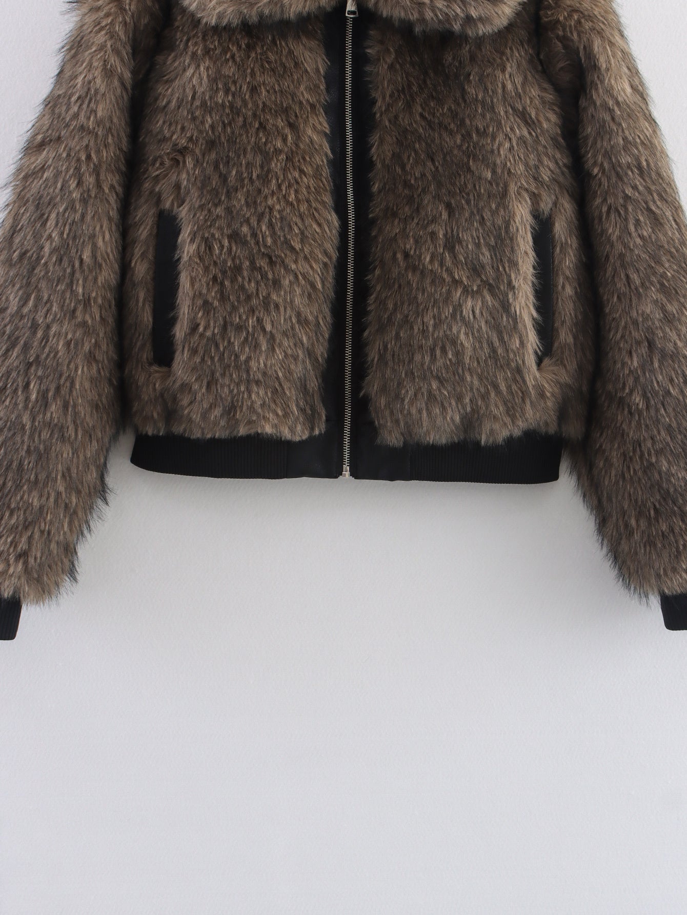 Women's 2025 new fashion contrasting Fur Faux Leather jacket Coat