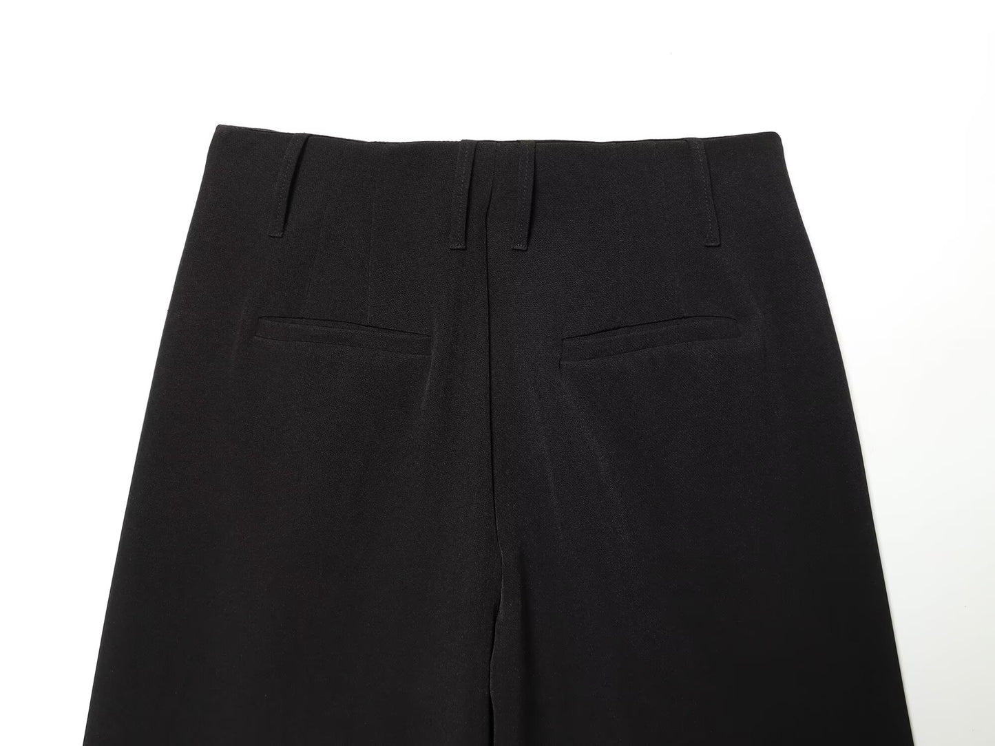 Women's loose straight casual shorts