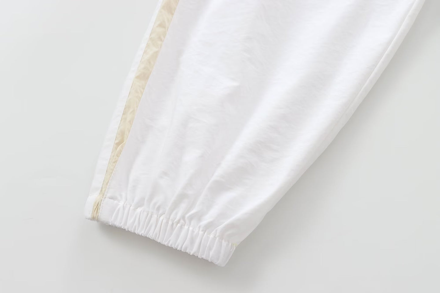 Women's 2025 new fashion short nylon hooded jacket Coat