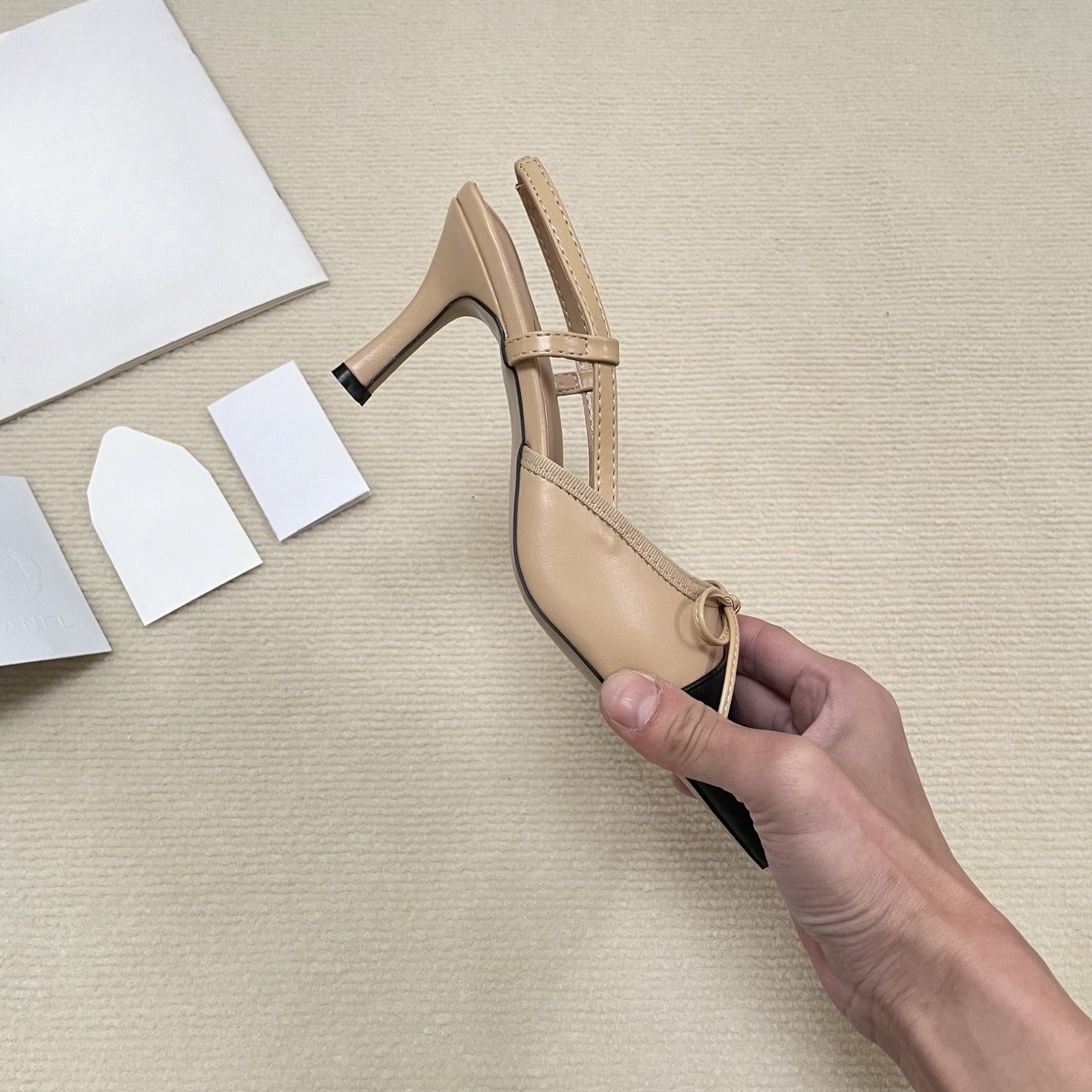 Women's New Fashion Wild Color Matching Design Bow Pointed Stiletto Heels Have A Shoe Box