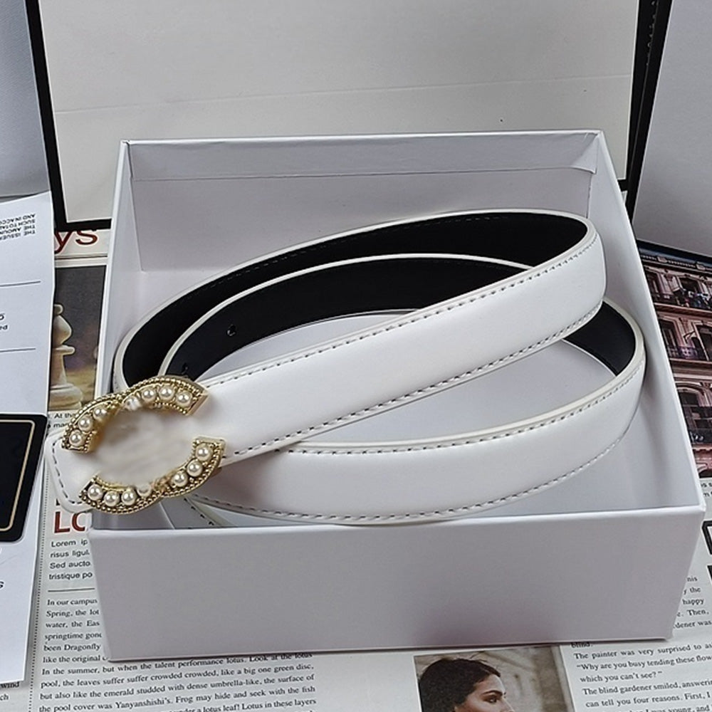 Women's new Joker artificial pearls are decorated with exquisite thin belts With a box.